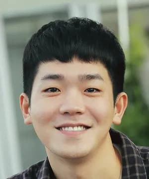Kim Dong Hoon
