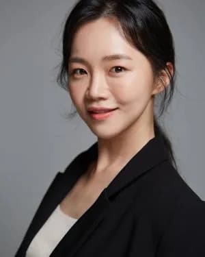 Son Young Hee