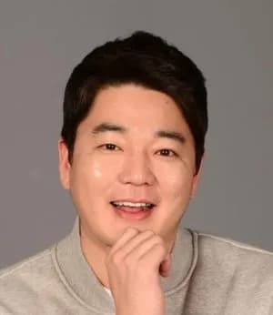 Moon  Ji Yoon