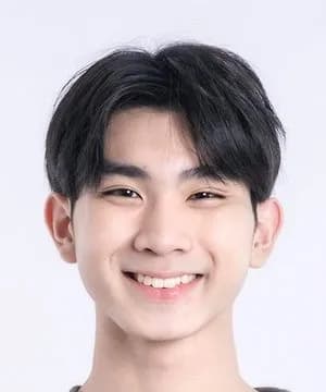Mac Tinnapat Tinnakorn