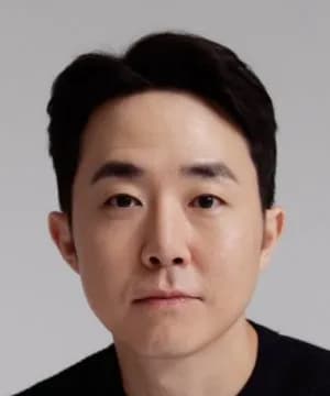 Yoon Jung Wook