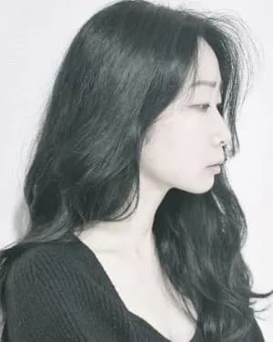 Lee Bo Ram