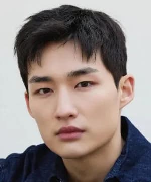 Kwon Ji Woo