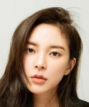 Shin Su Hyun