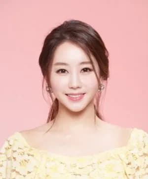 Hwang Bo Mi
