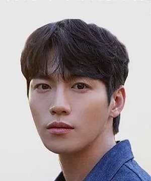 Yu Hwan