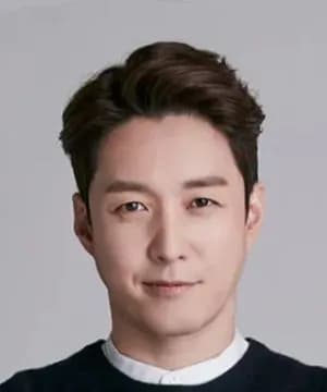 Shim Hyung Tak