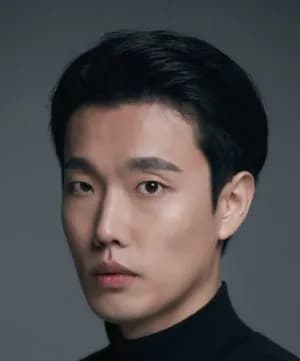 Kim Hee Su