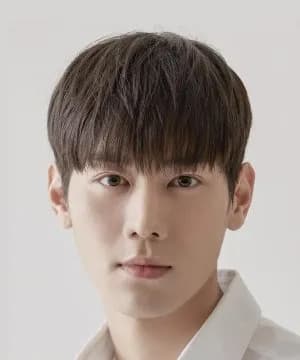Lee Sang