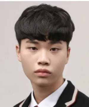 Lee Dong Hyeon