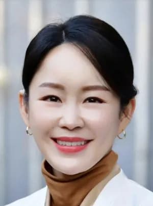 Lee Su Ryeon