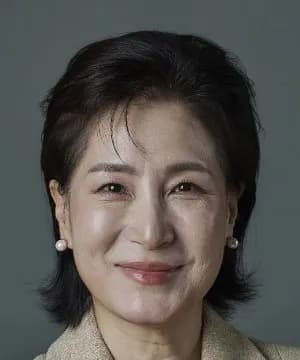 Jung Ah Mi